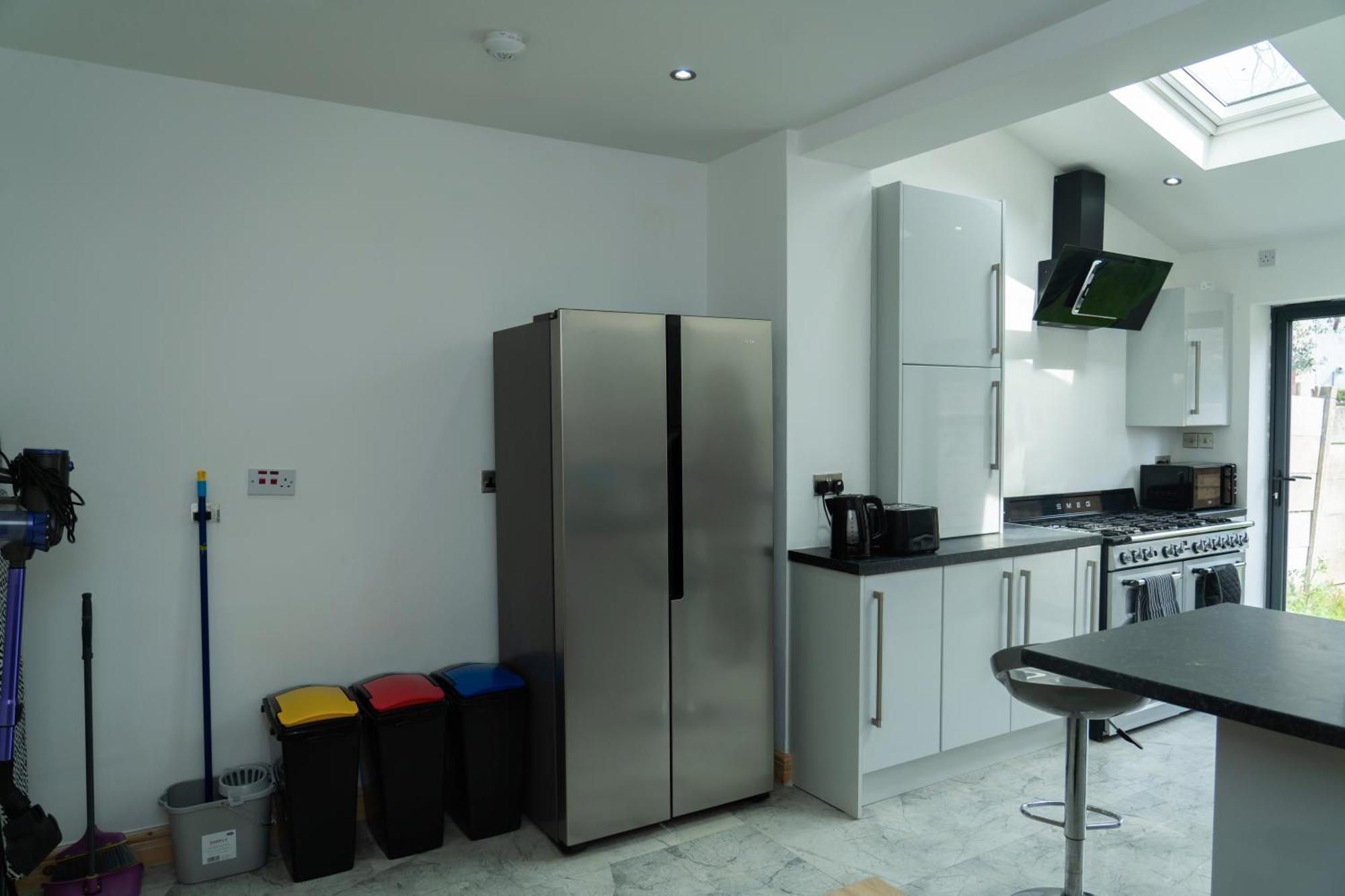 Double Bedroom Near Etihad And Coop Live With Free Parking, Shared Kitchen & Bathroom - Including Free 1-Hour Early Check-In Or Late Check-Out For Bookings Until July Manchester Ngoại thất bức ảnh